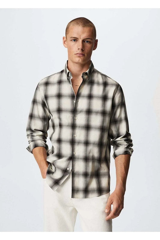 Mango Men's Checked Cotton Regular Fit Shirt
