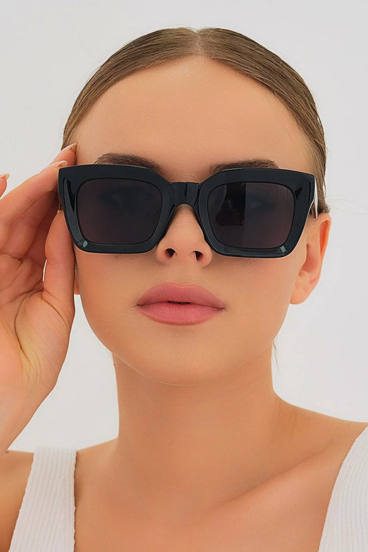 Modalucci Women's Black Sunglasses