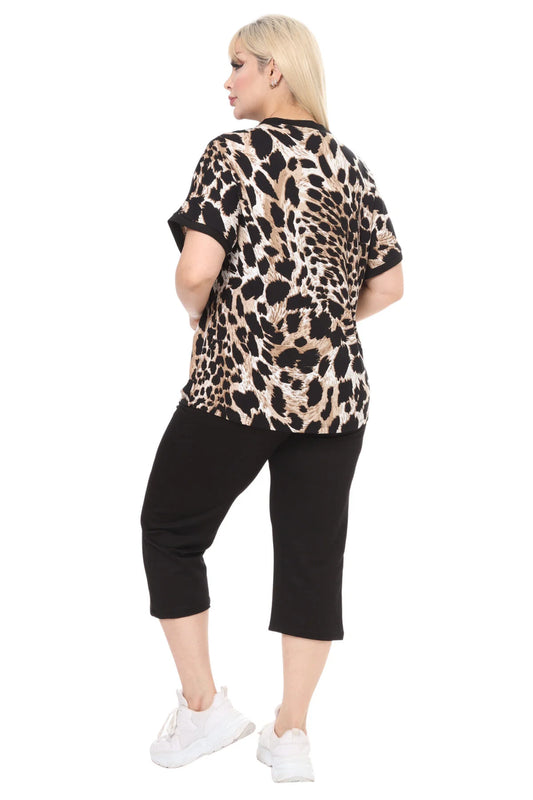 Melsay Women's Plus Size Tiger Pattern Pocket Short Sleeve Capri Sets
