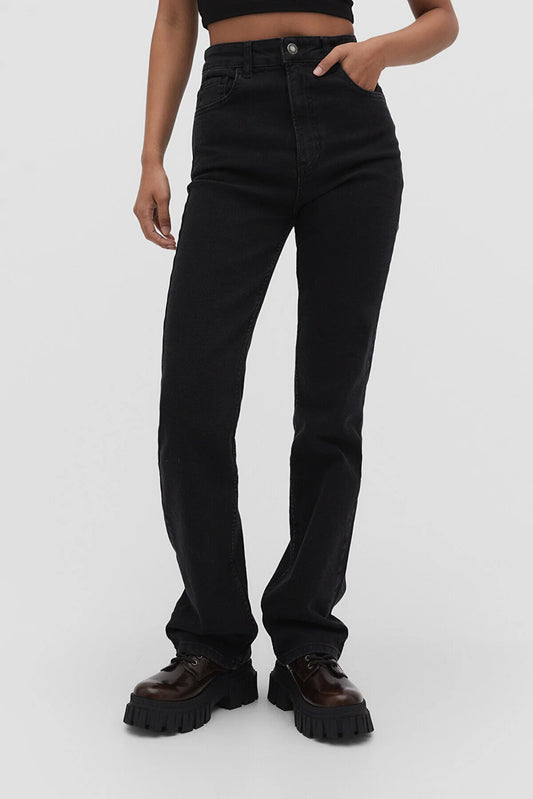 Stradivarius Women's Black Straight Comfort Fit Jeans