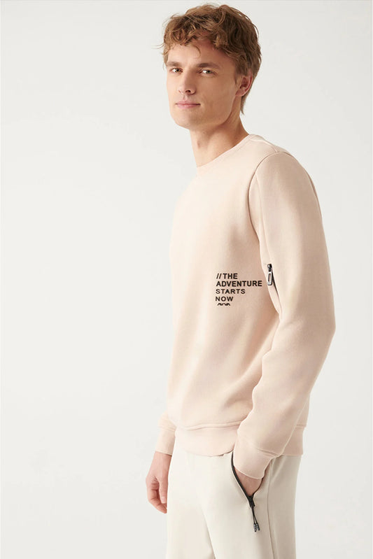 Avva Men's Beige Crew Neck Printed Sweatshirt