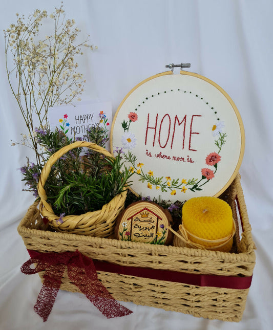 Fatateesh's Mother's Day gift box "Spring in a basket"