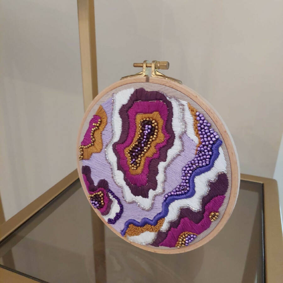 Divine Threads Handmade ''Cystal Thread Collection'' Amethyst Bliss/ 17 cm