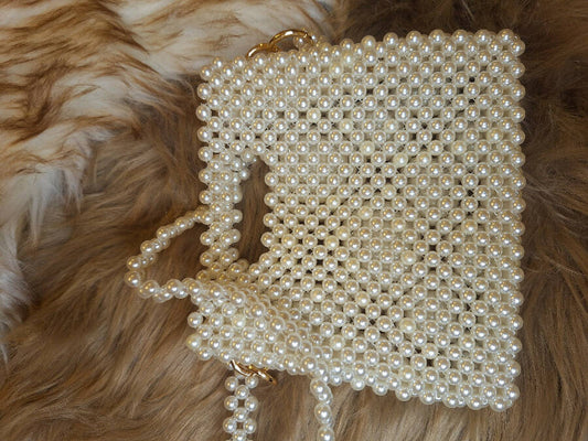Lulua Stitches Handmade Off-White Pearl Bag