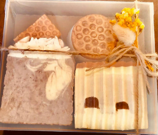 Glow & Go 3 Handmade Face Honey & Milk Soap Gift Box 370g