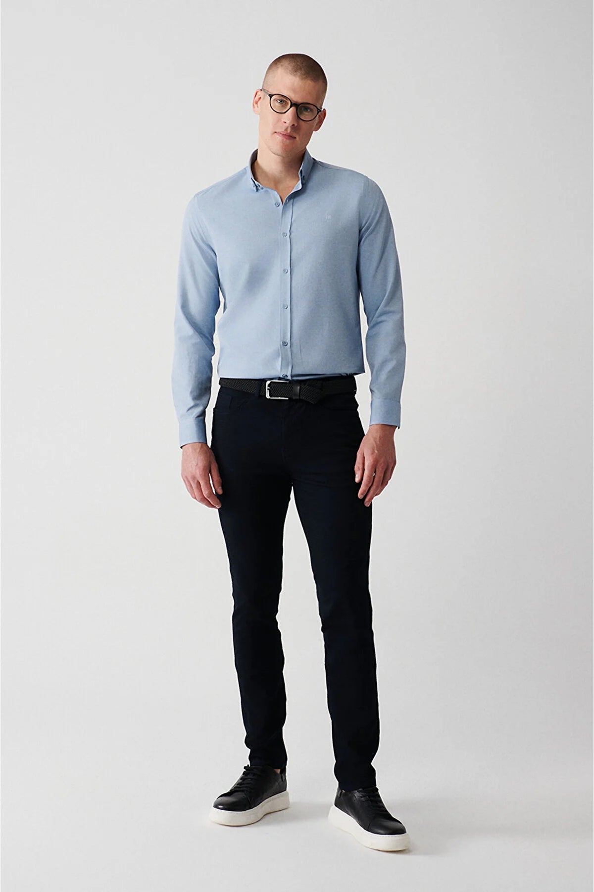 Avva Men's Navy Blue Dobby Flexible Pants – Loyabi