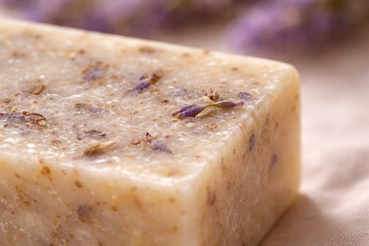 Savon au Lait de Chèvre Saanen à la Lavande – BALADI TASTE
