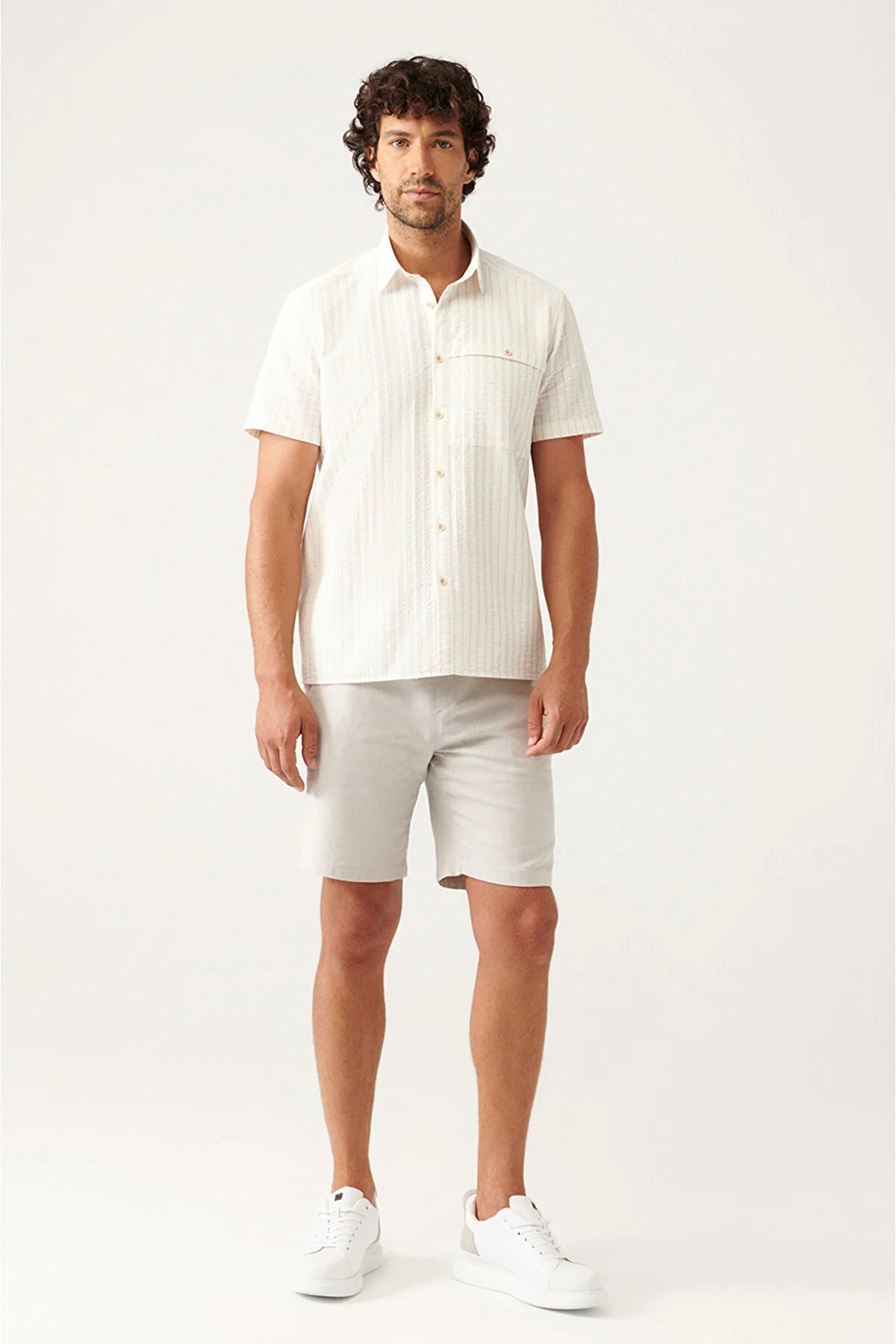 Avva Men's Stone Cotton Shorts