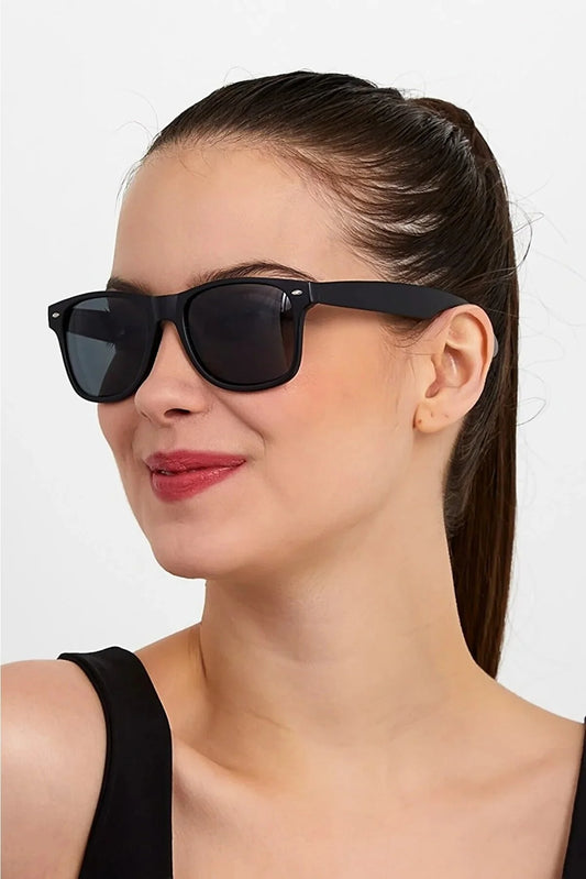 Modalucci Women's Black Matte Sunglasses