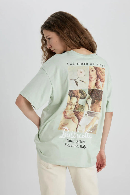 Defacto Women's Botticelli Oversize Fit Crew Neck Back Printed Short Sleeve T-Shirt