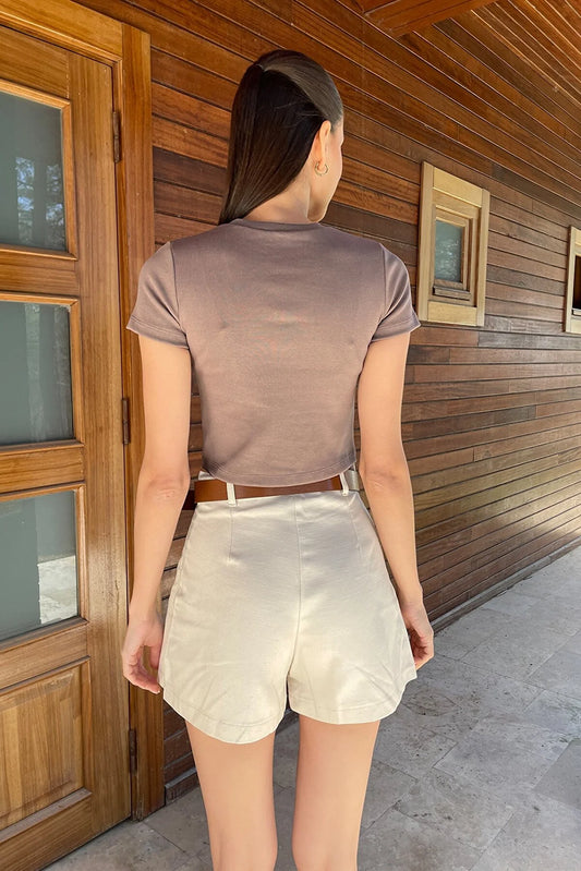 Trend Alacatı Style Women's Beige Waist Belted Pleated Gabardine Shorts Skirt