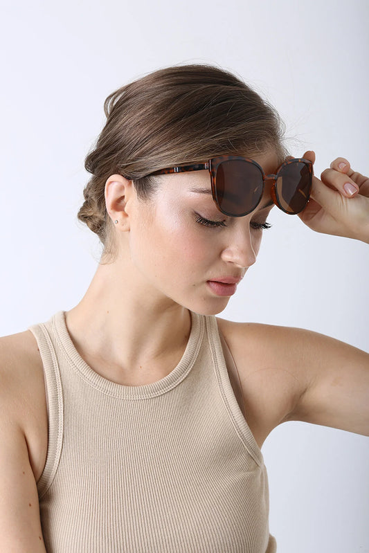 ModaLand Women's White Trendy Oversized Square Sunglasses