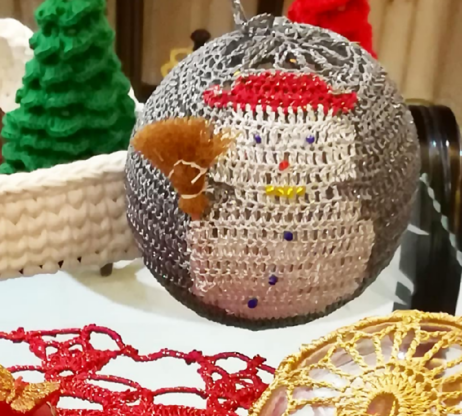 Maison du crochet Christmas balls