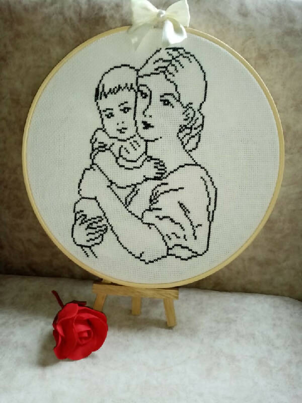 Mk_knitting Embroidered Hoop 26cm