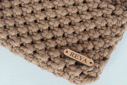 Reya Women's Handmade Macramé Bag