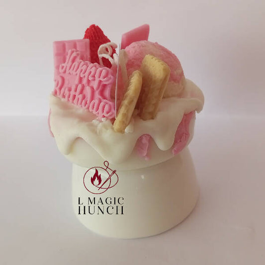 L Magic Hunch Handmade Candle 300g