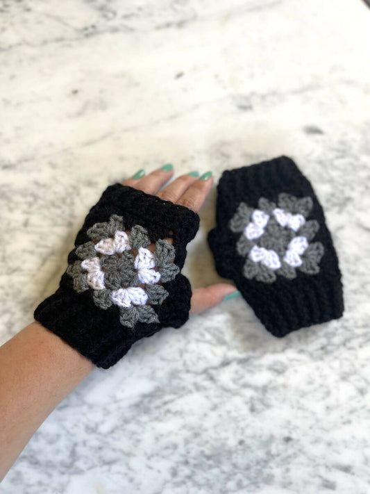 Roudainas Art Crochet Fingerless Gloves