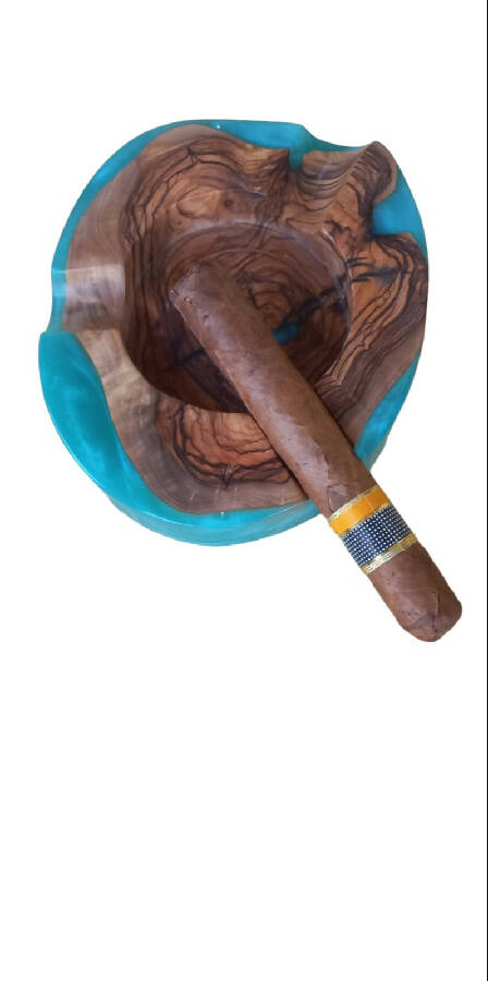 Life To Wood Resin & Olive Wood For Cigar Ashtray