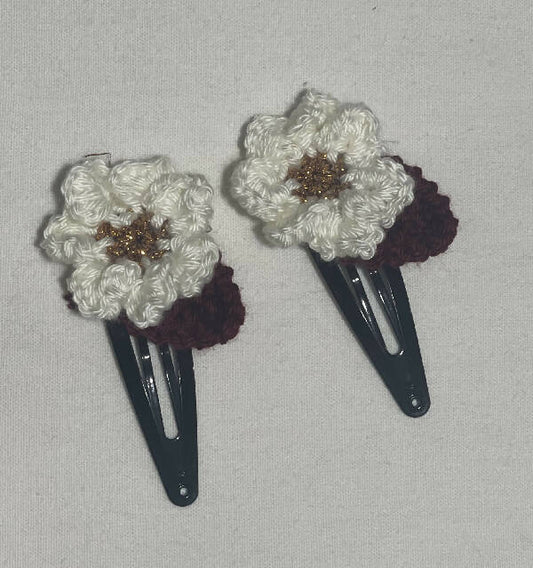 It's So Yarn Handmade Crochet Flower Hair Pin 6cm