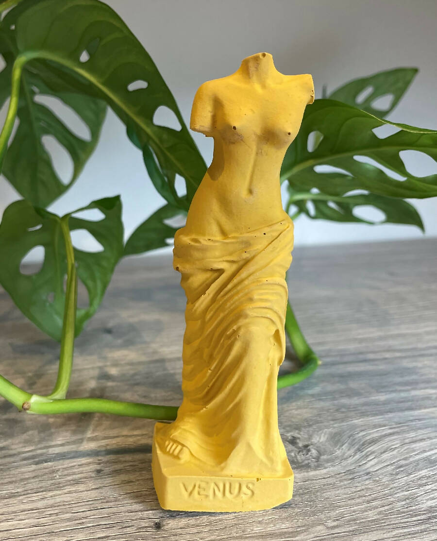 Julyana Chehab Handmade Venus-Ready Deco 15 cm