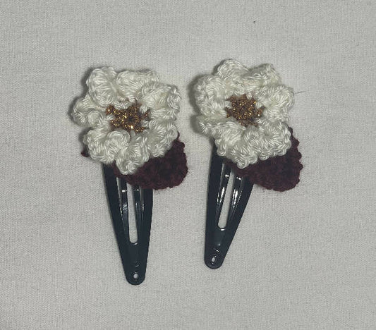 It's So Yarn Handmade Crochet Flower Hair Pin 6cm