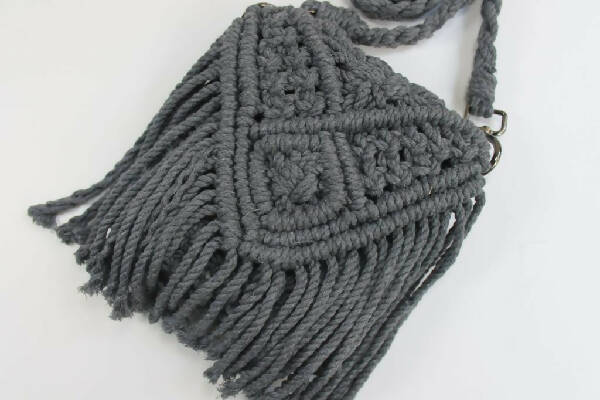 Reya Women's Handmade Macramé Bag