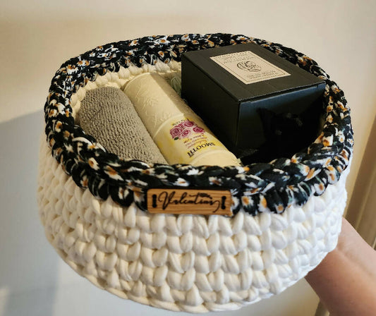 Valentina Handmade Gift Box - Ramadan Collection