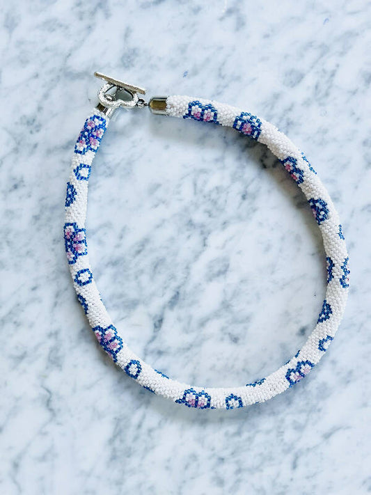 Roudaina's Art Handmade Daisies Design Beaded Rope Necklace